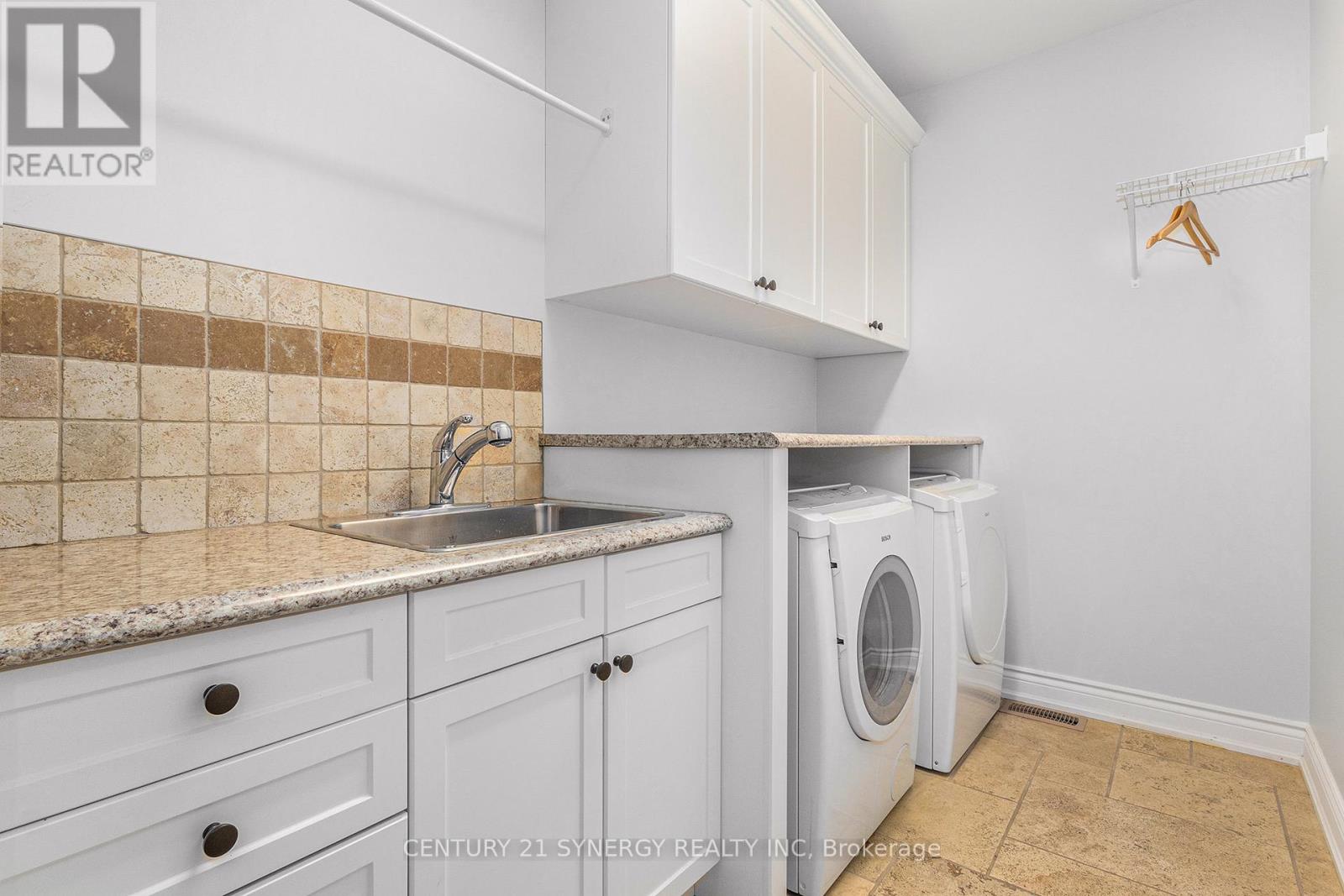 2365 Stoney Lane