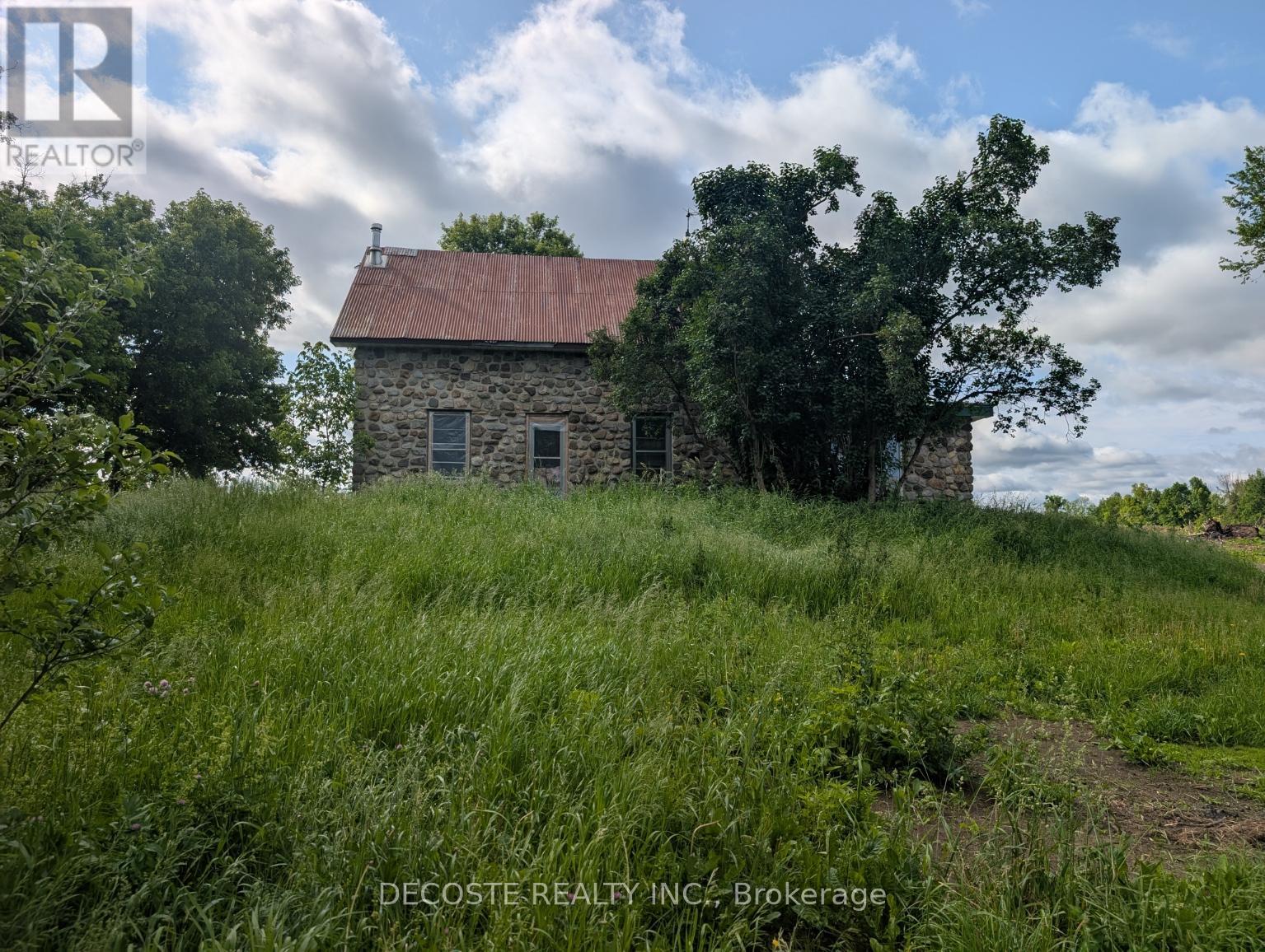 20800 Lochiel Road
