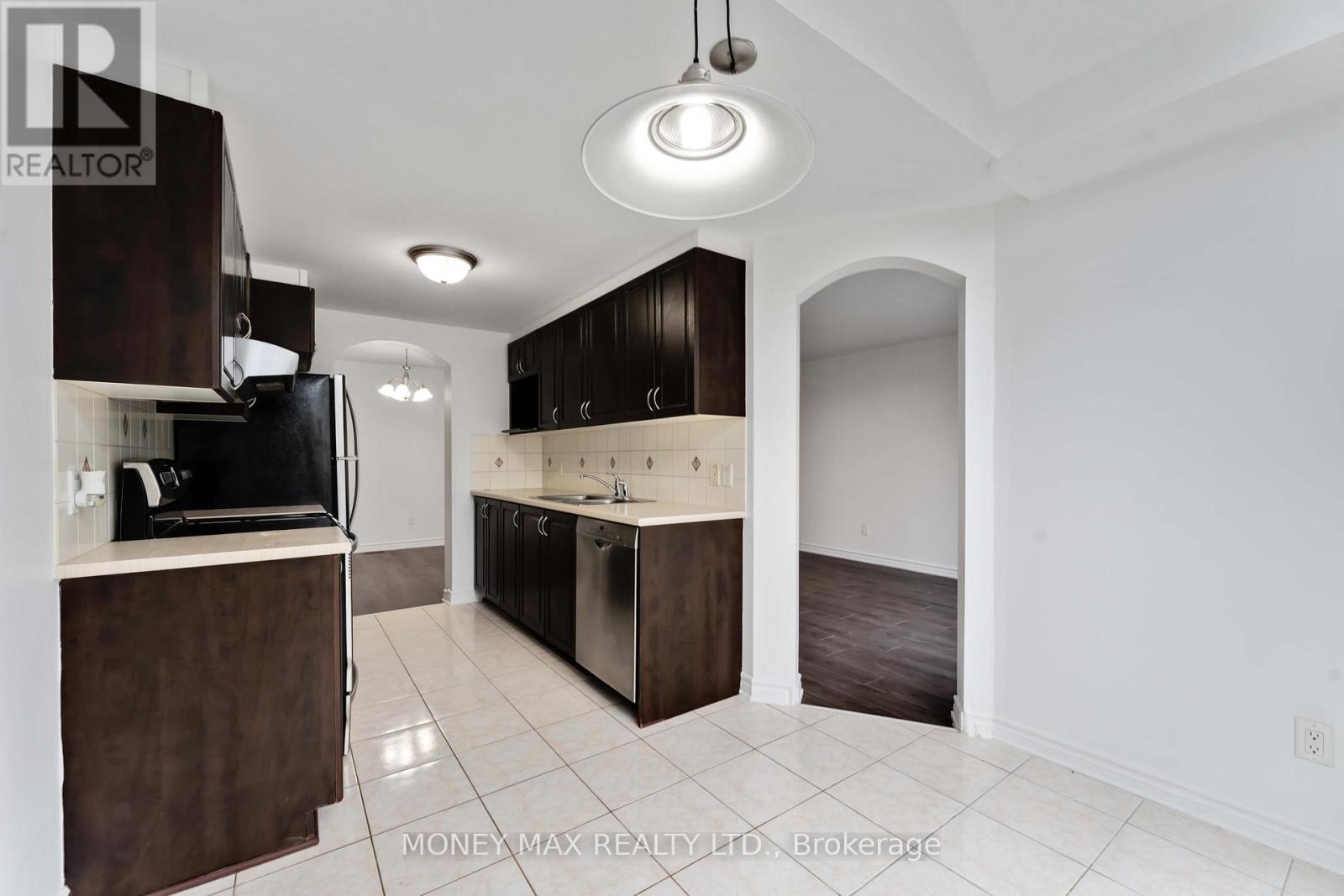 163 Garrity Crescent