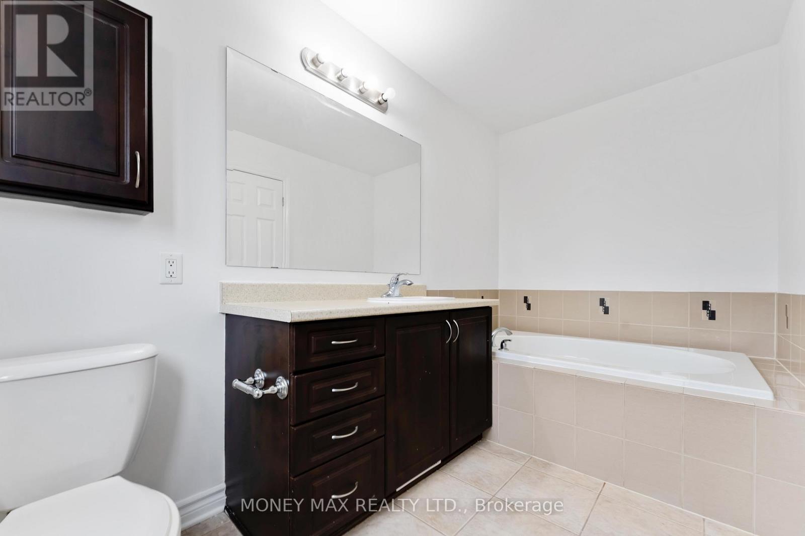 163 Garrity Crescent