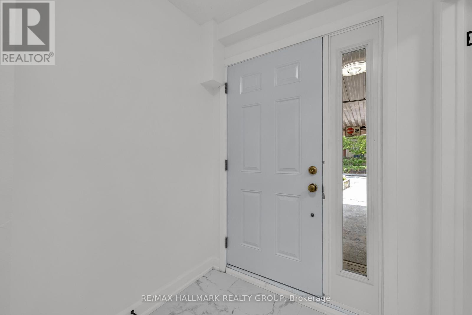 213 Booth Street