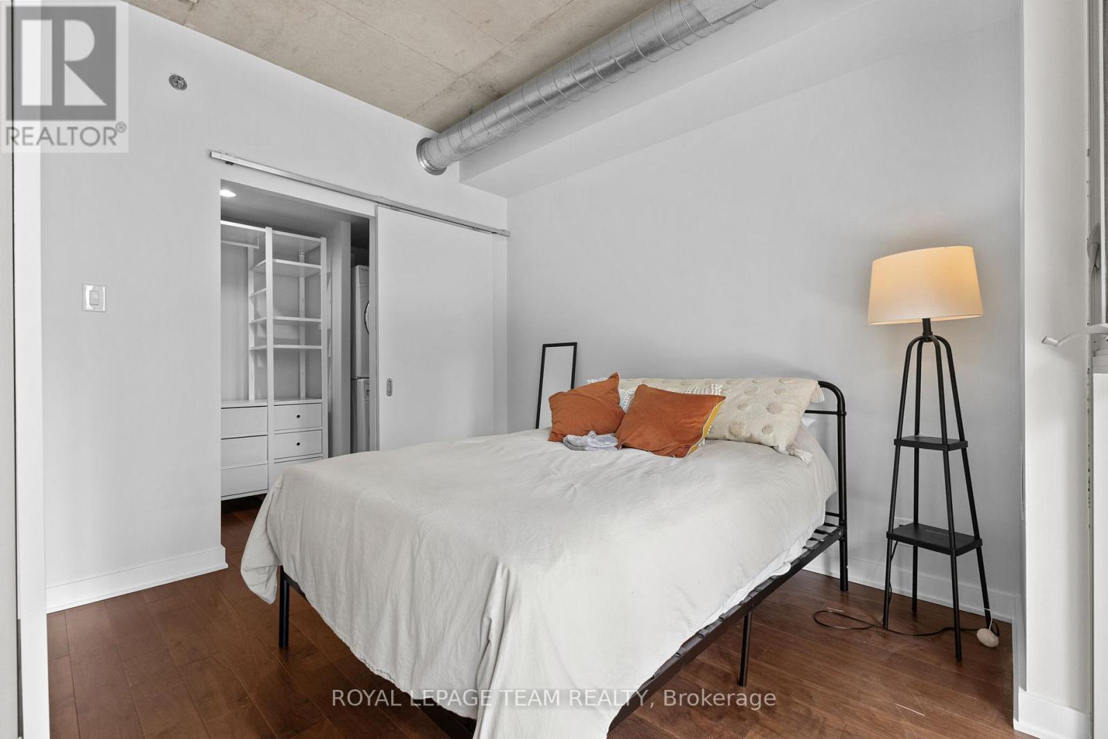 232 - 340 Mcleod Street