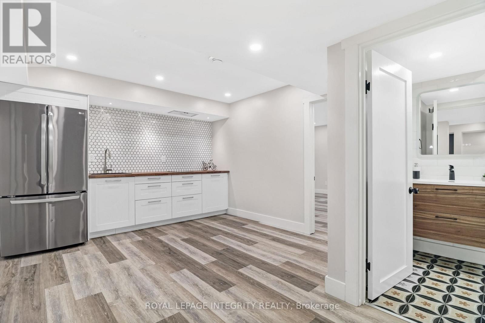 173 Lamplighters Drive