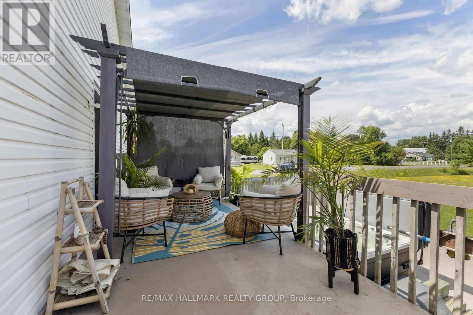 585 Blue Corner Road