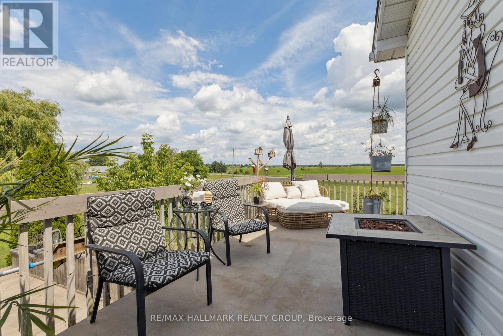 585 Blue Corner Road