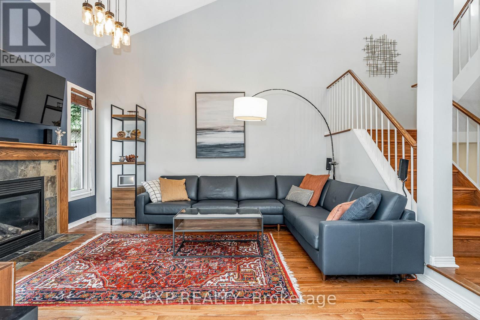 18 Hawley Crescent