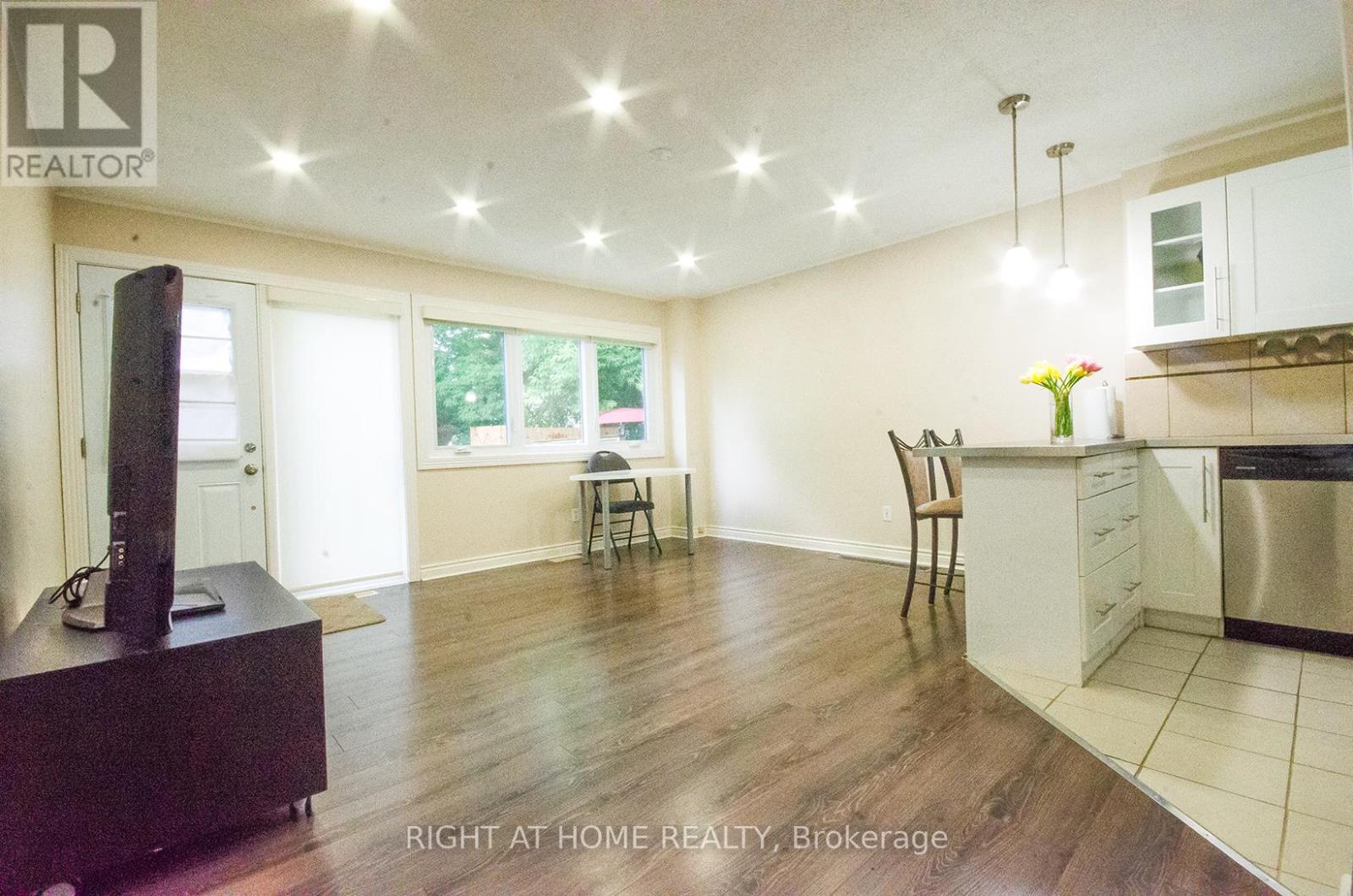 35 Tybalt Crescent