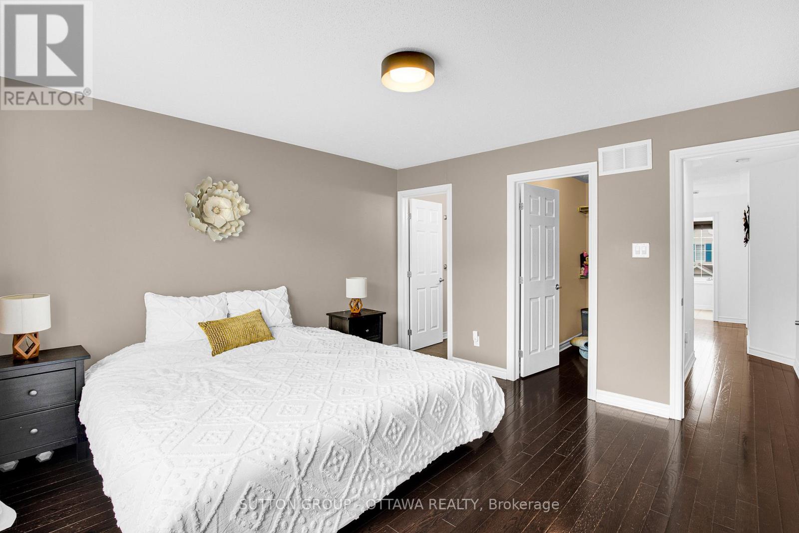 3123 Burritts Rapids Place