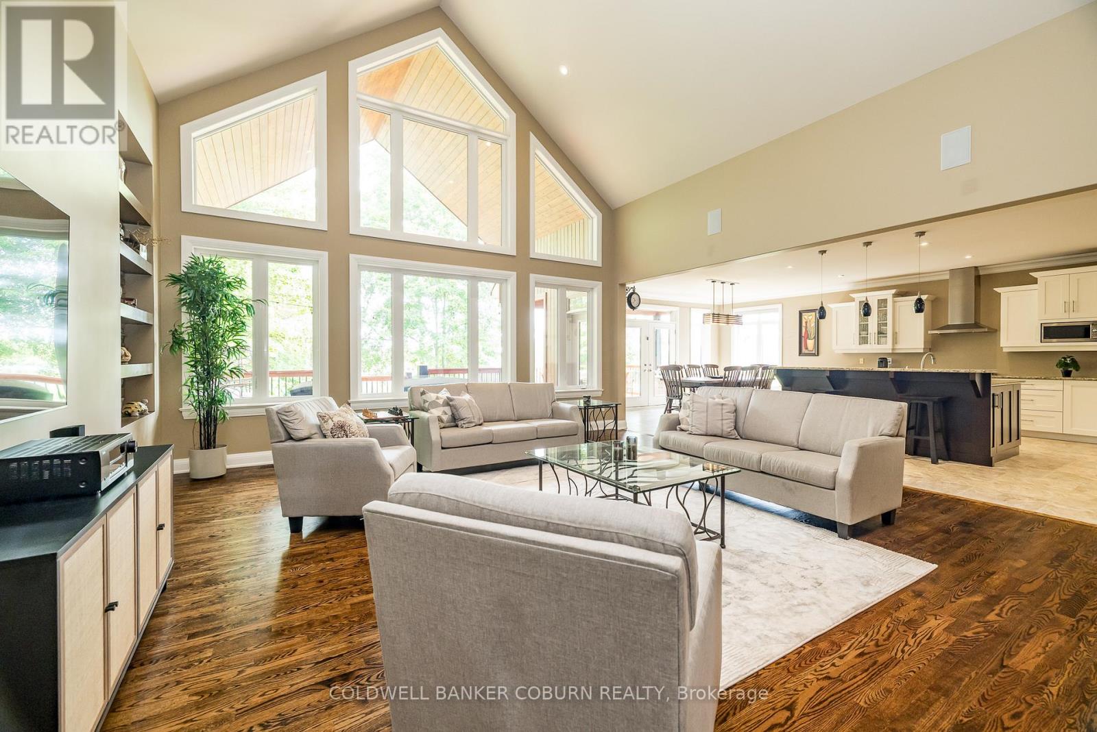 515 West Lake Circle