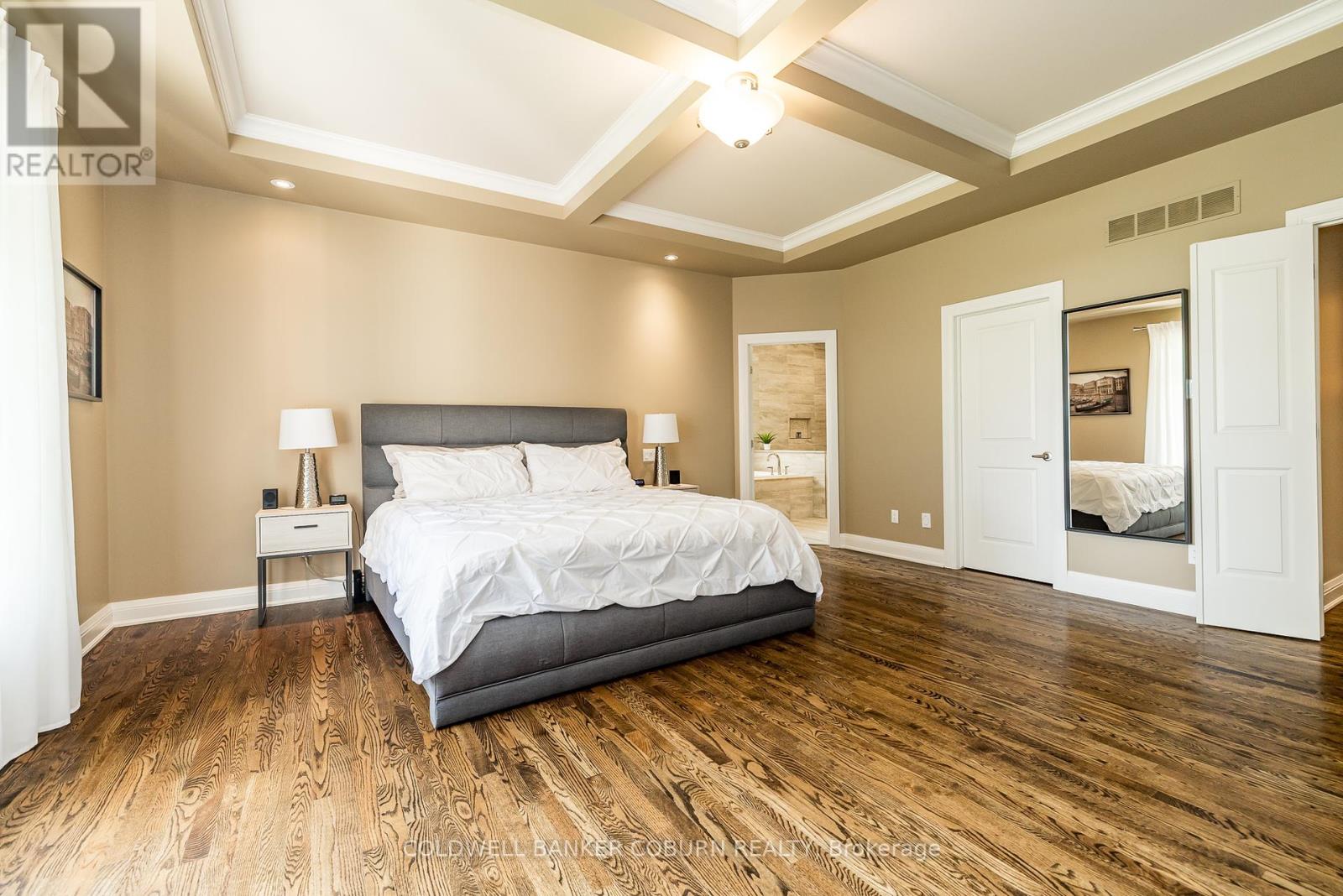 515 West Lake Circle