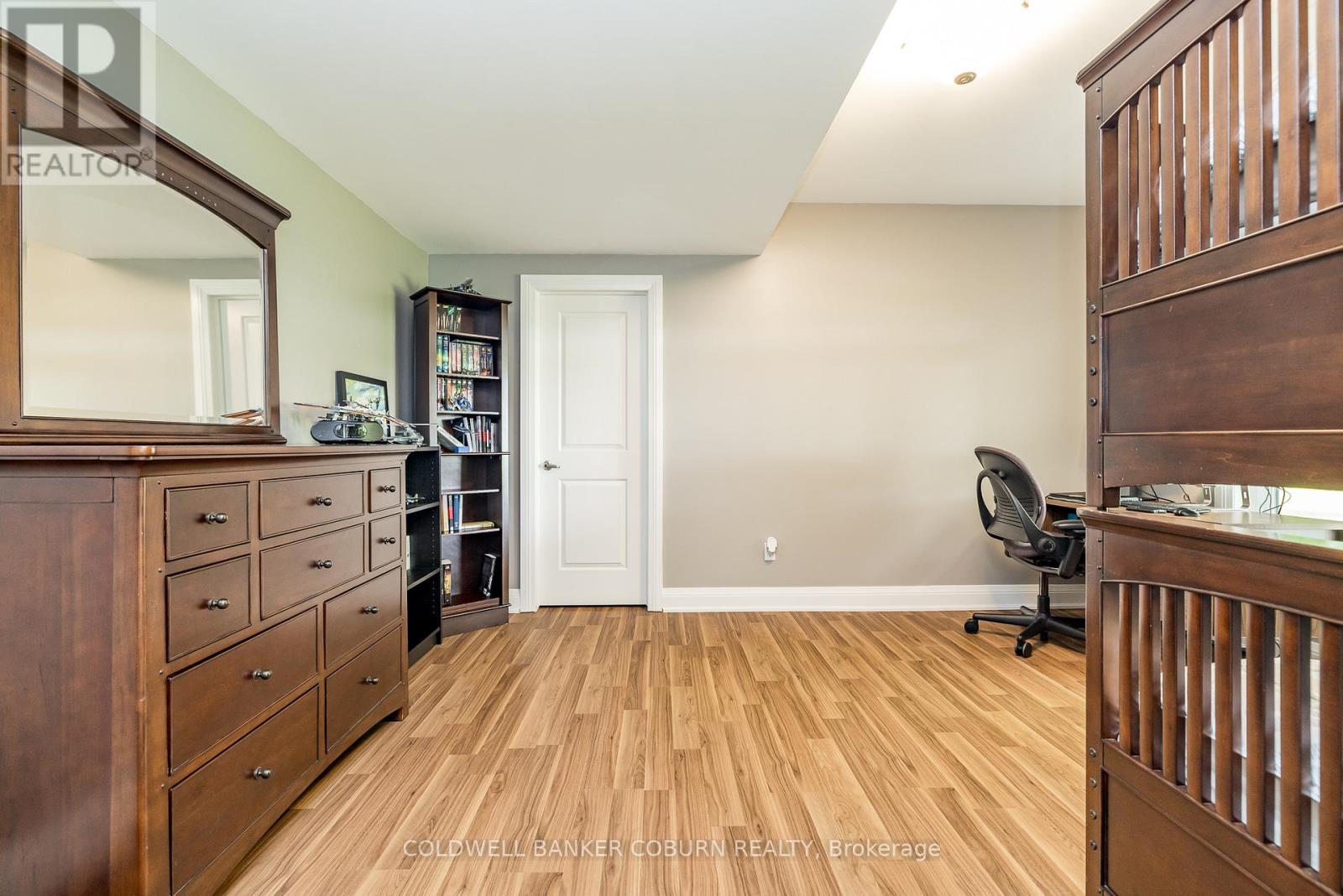 515 West Lake Circle