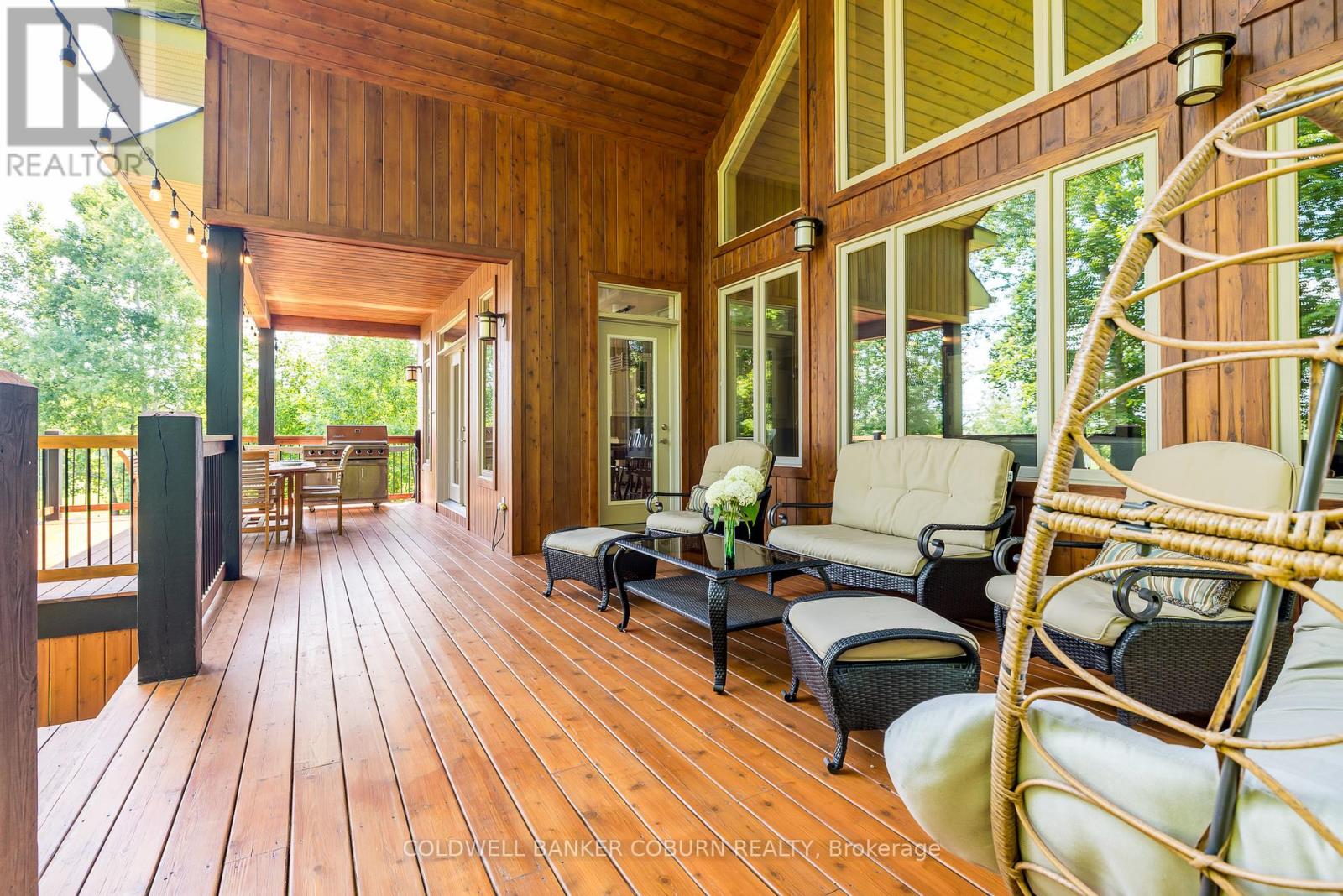 515 West Lake Circle