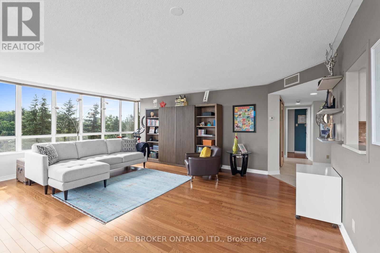 413 - 100 Grant Carman Drive