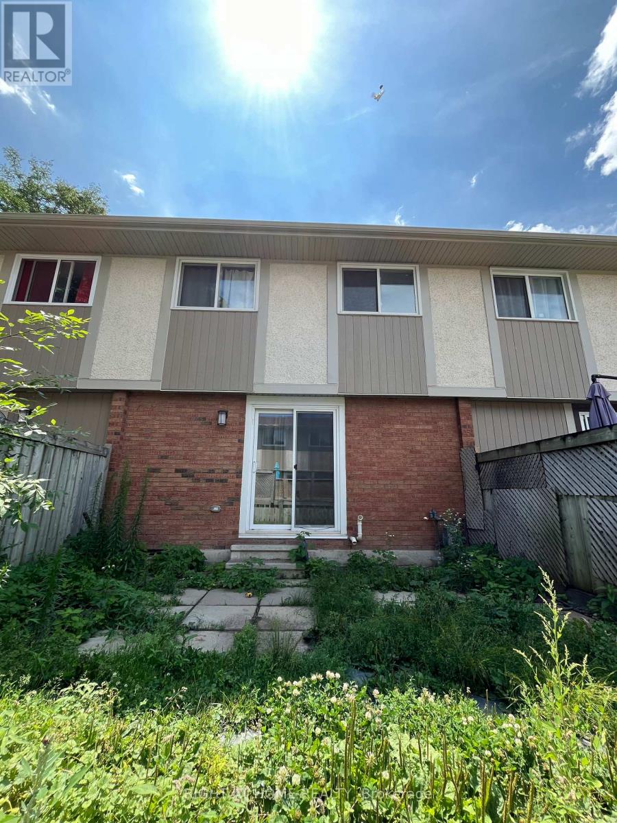 B - 469 Moodie Drive