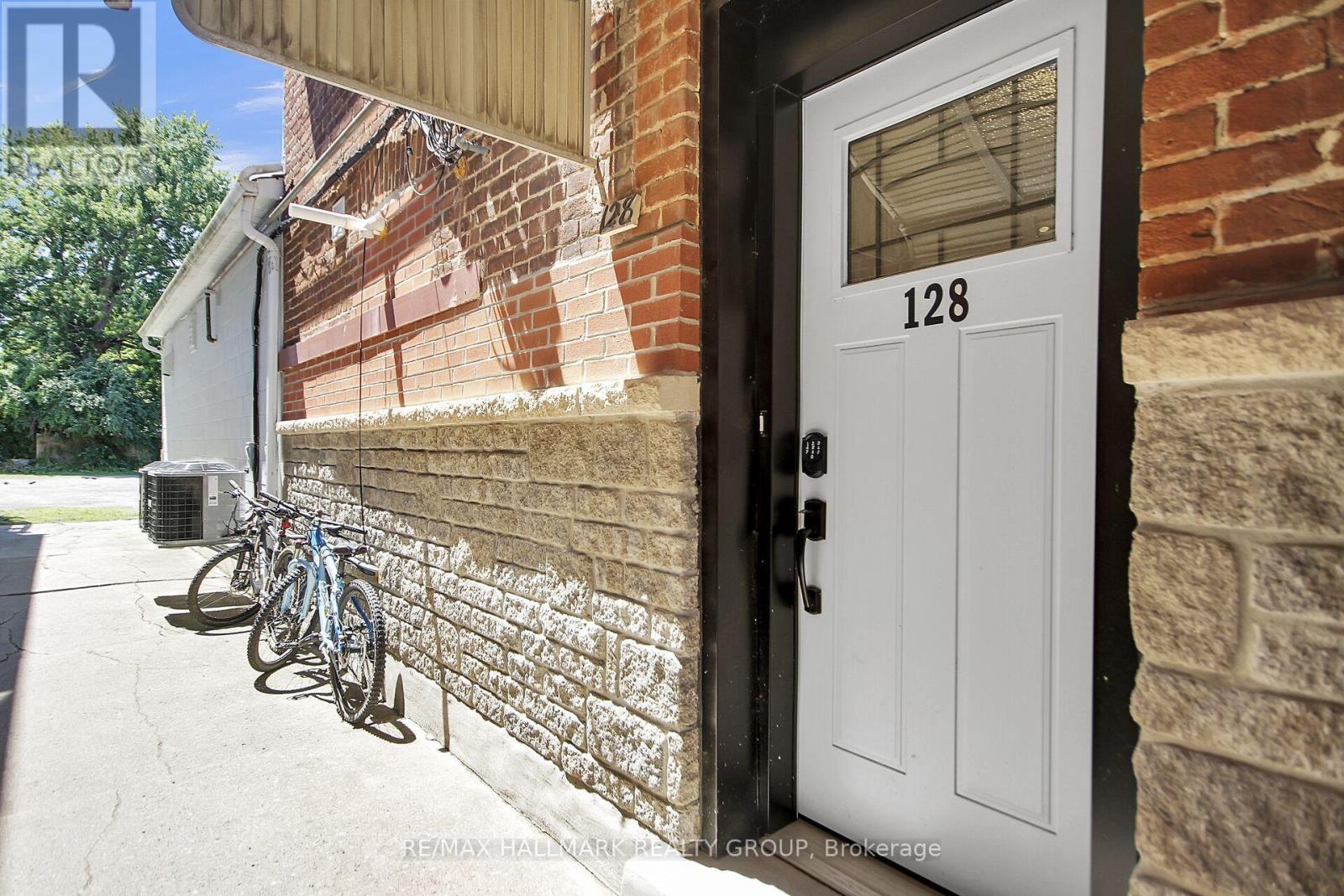 128 - 126-128 Prescott Street