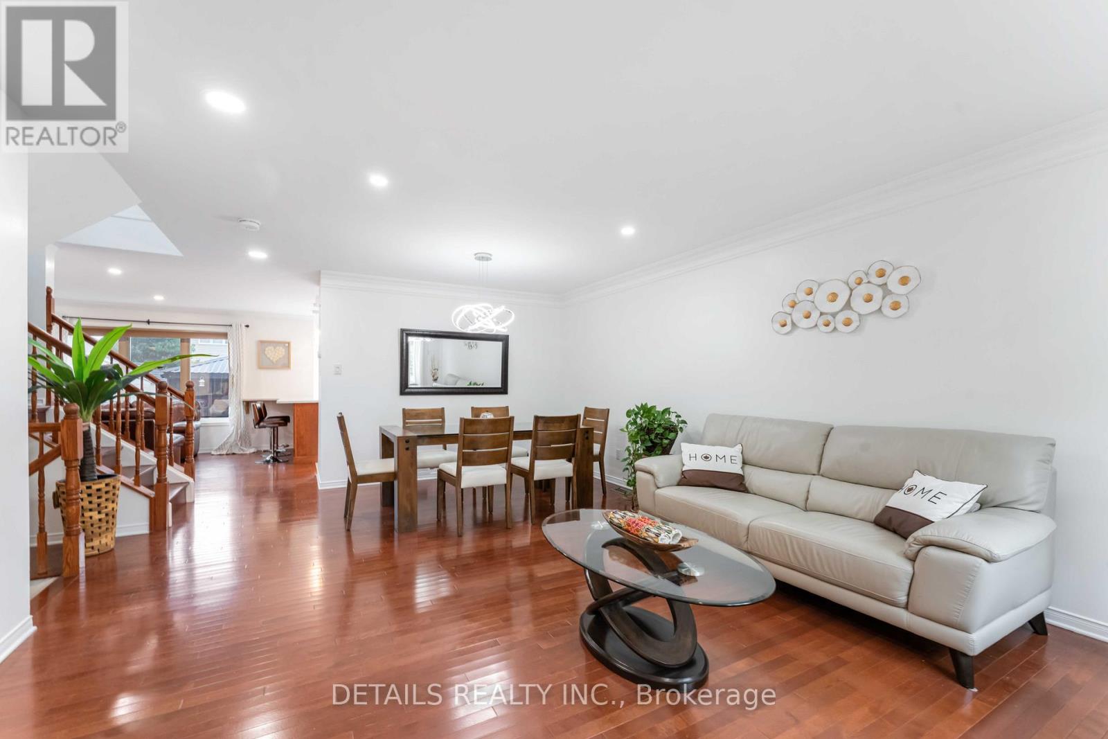 15 Daybreak Street