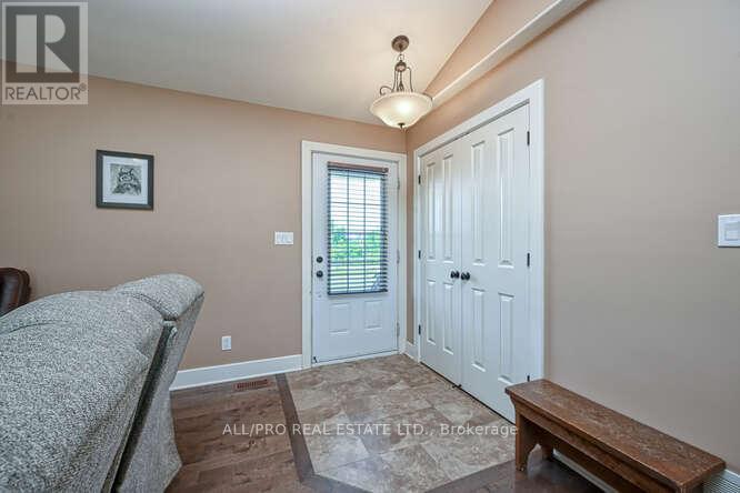831 Bolton Road