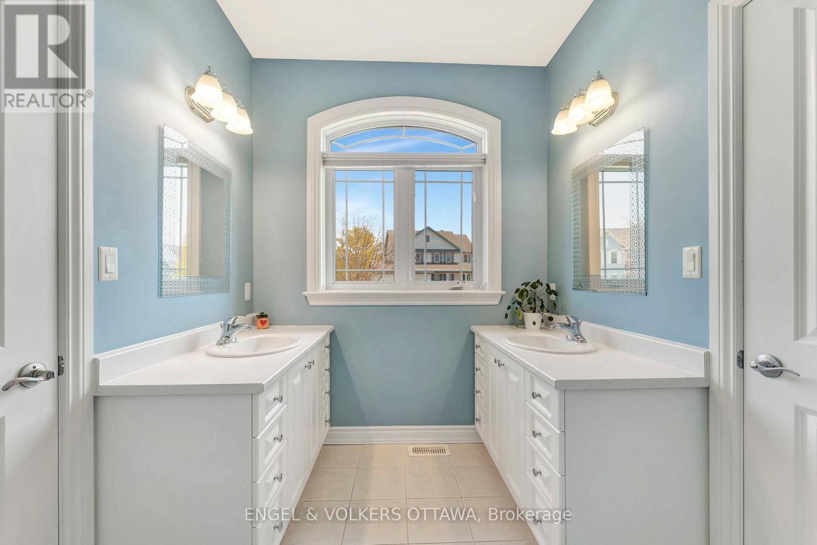 2 Beechgrove Gardens