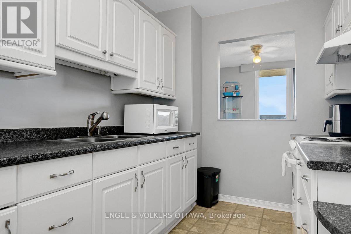 1506 - 2000 Jasmine Crescent