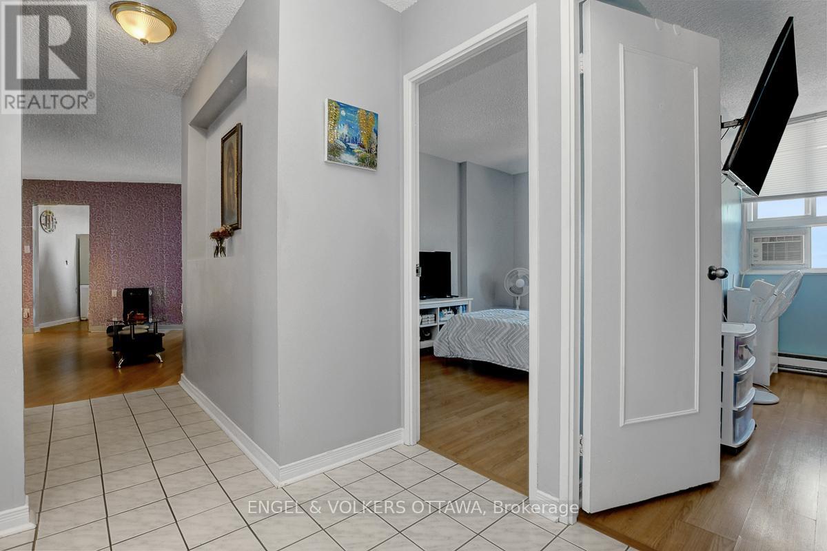 1506 - 2000 Jasmine Crescent