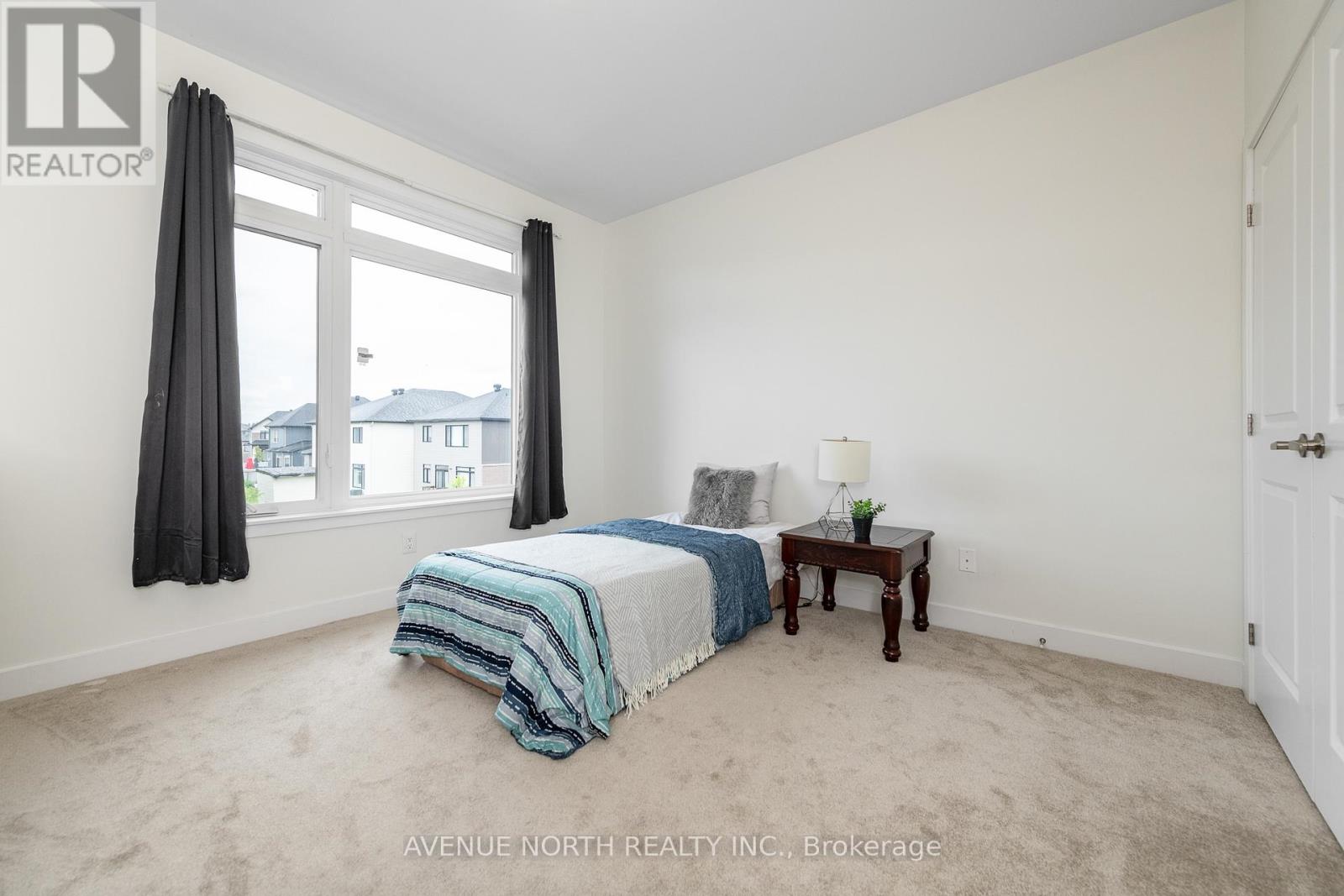 219 Zinnia Way