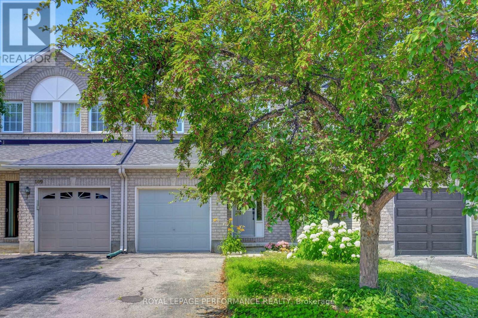 107 Margrave Avenue