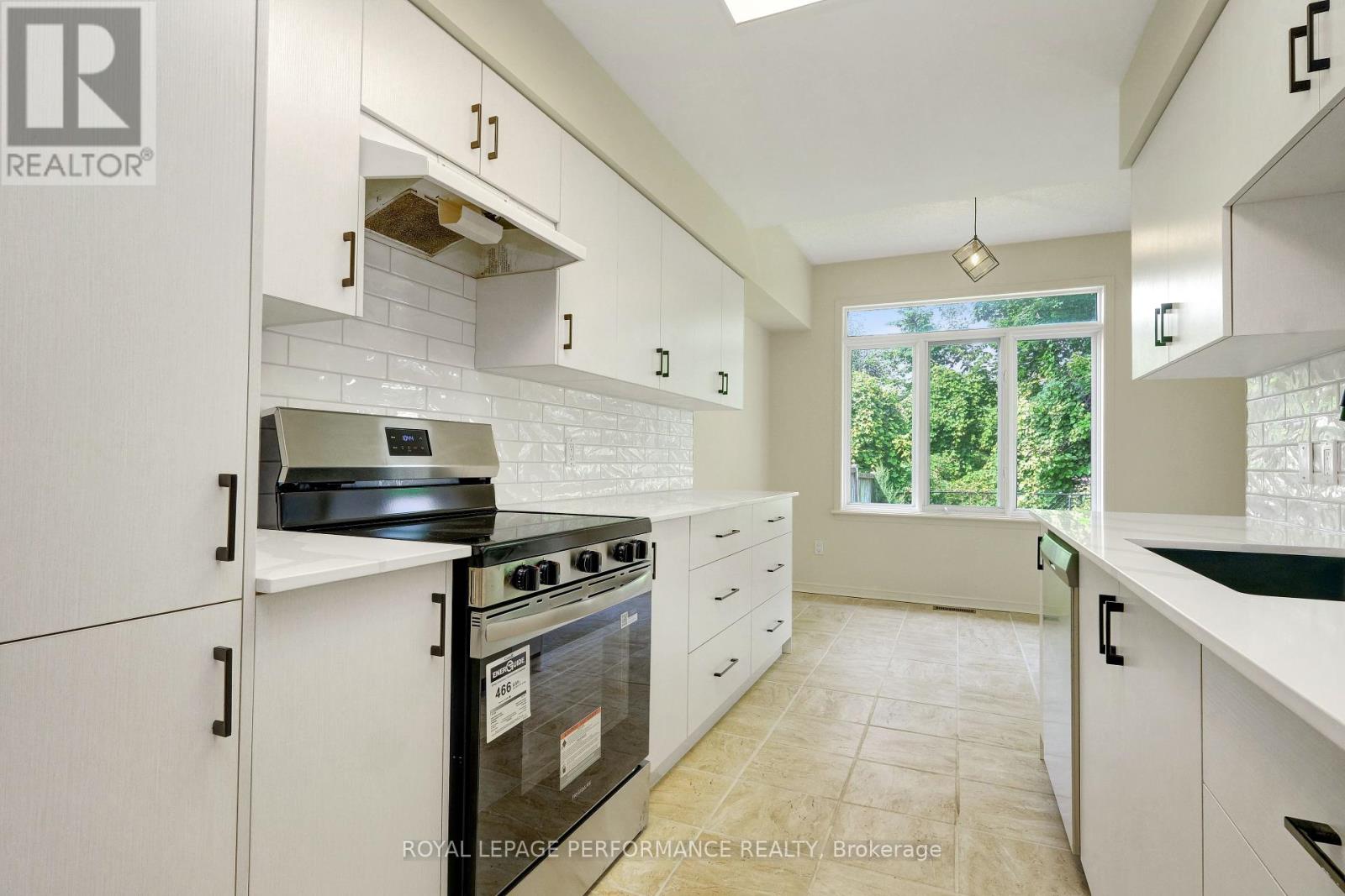 107 Margrave Avenue
