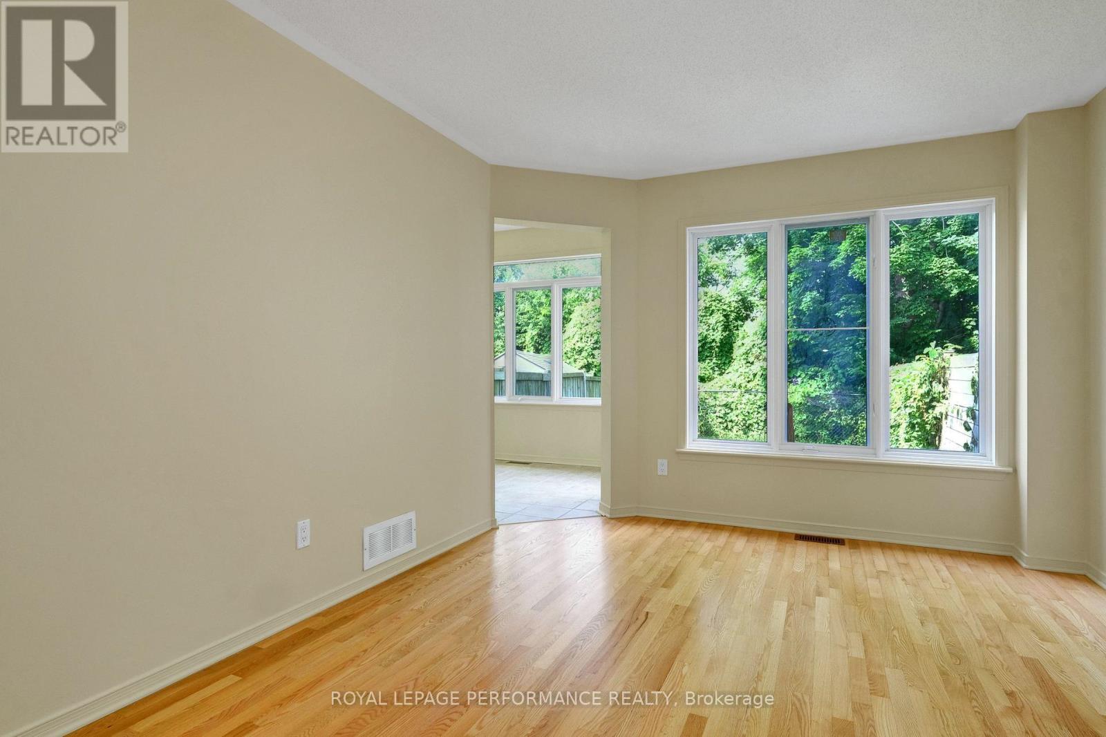 107 Margrave Avenue