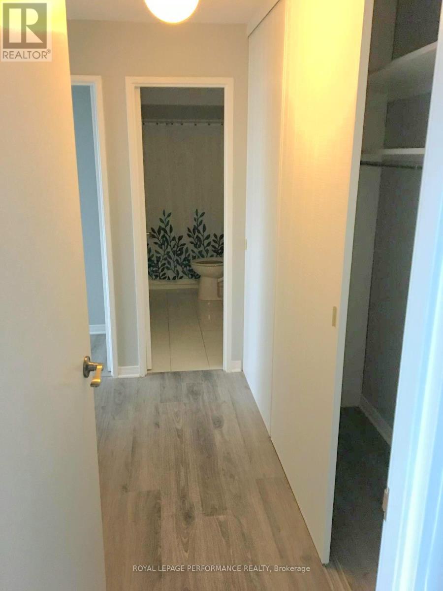 1113 - 20 Chesterton Drive W