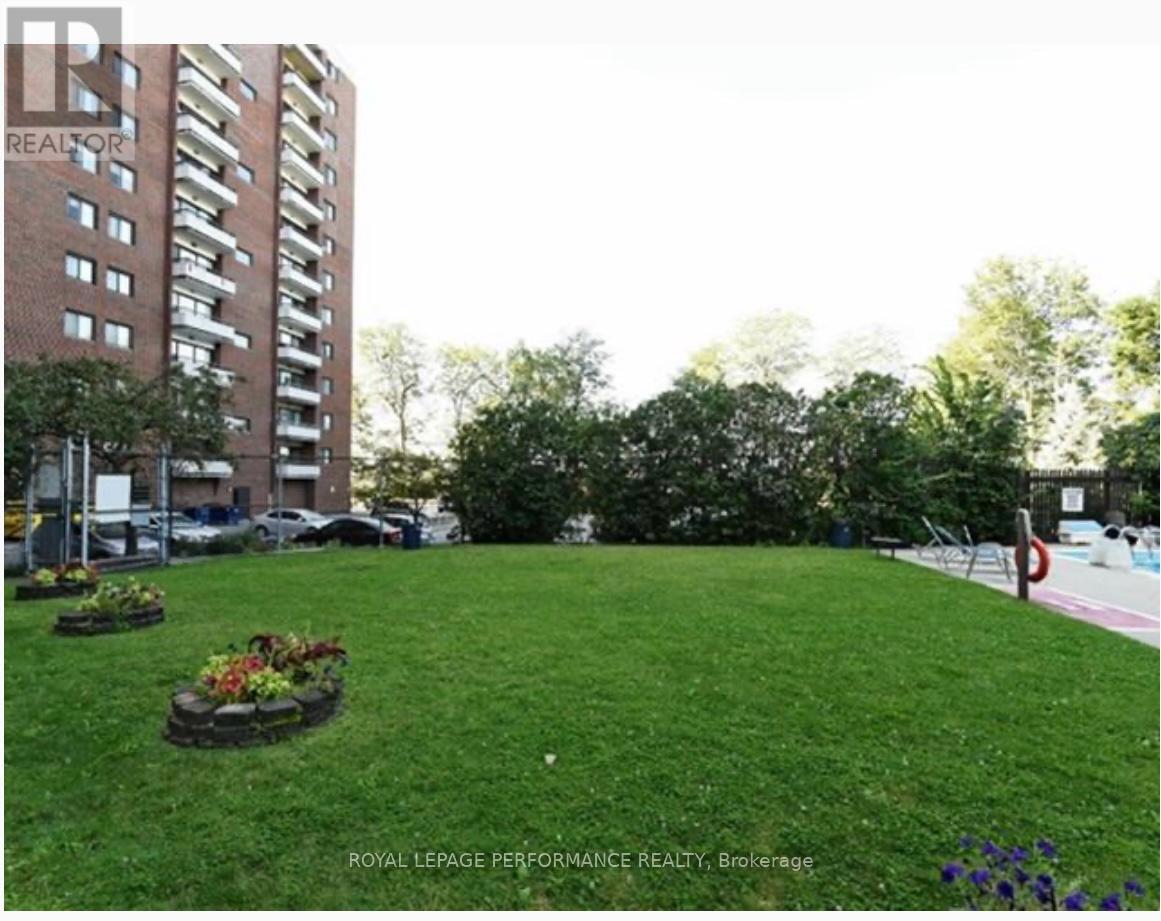 1113 - 20 Chesterton Drive W