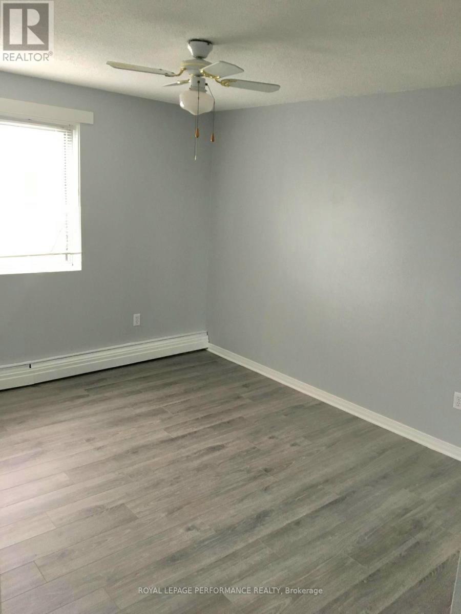 1113 - 20 Chesterton Drive W
