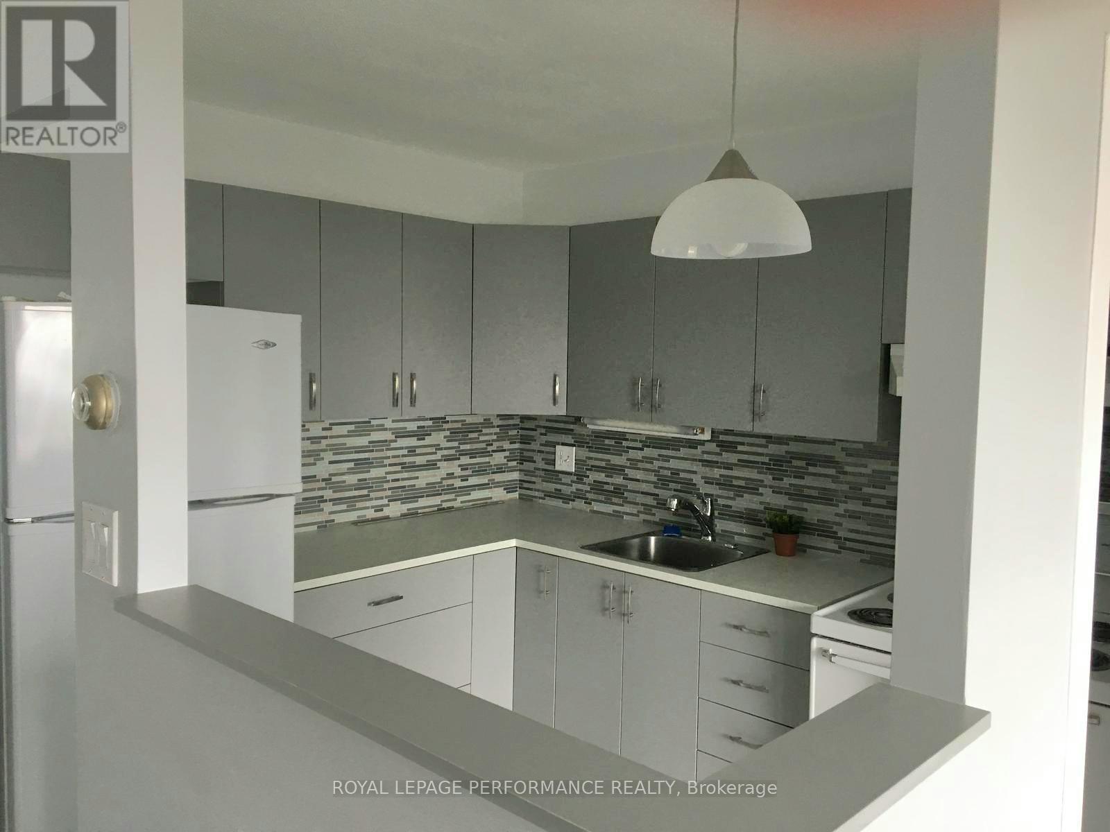 1113 - 20 Chesterton Drive W