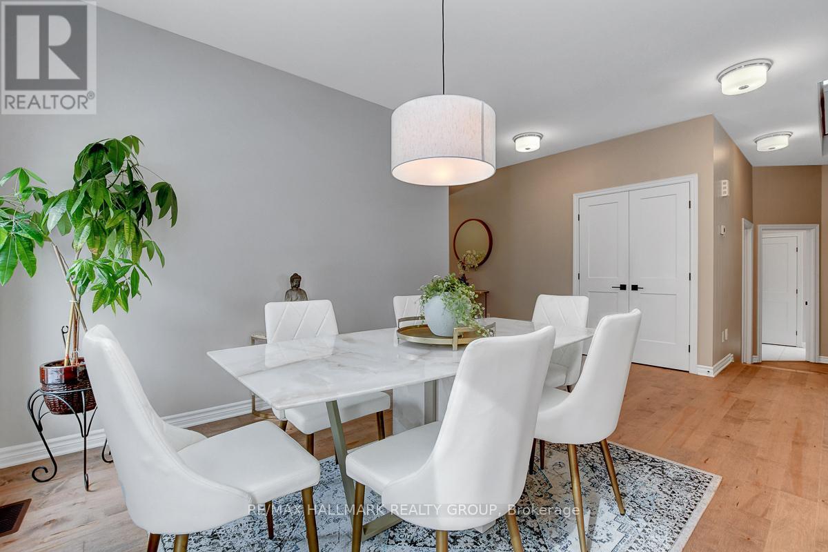 594 Baie Des Castors Street