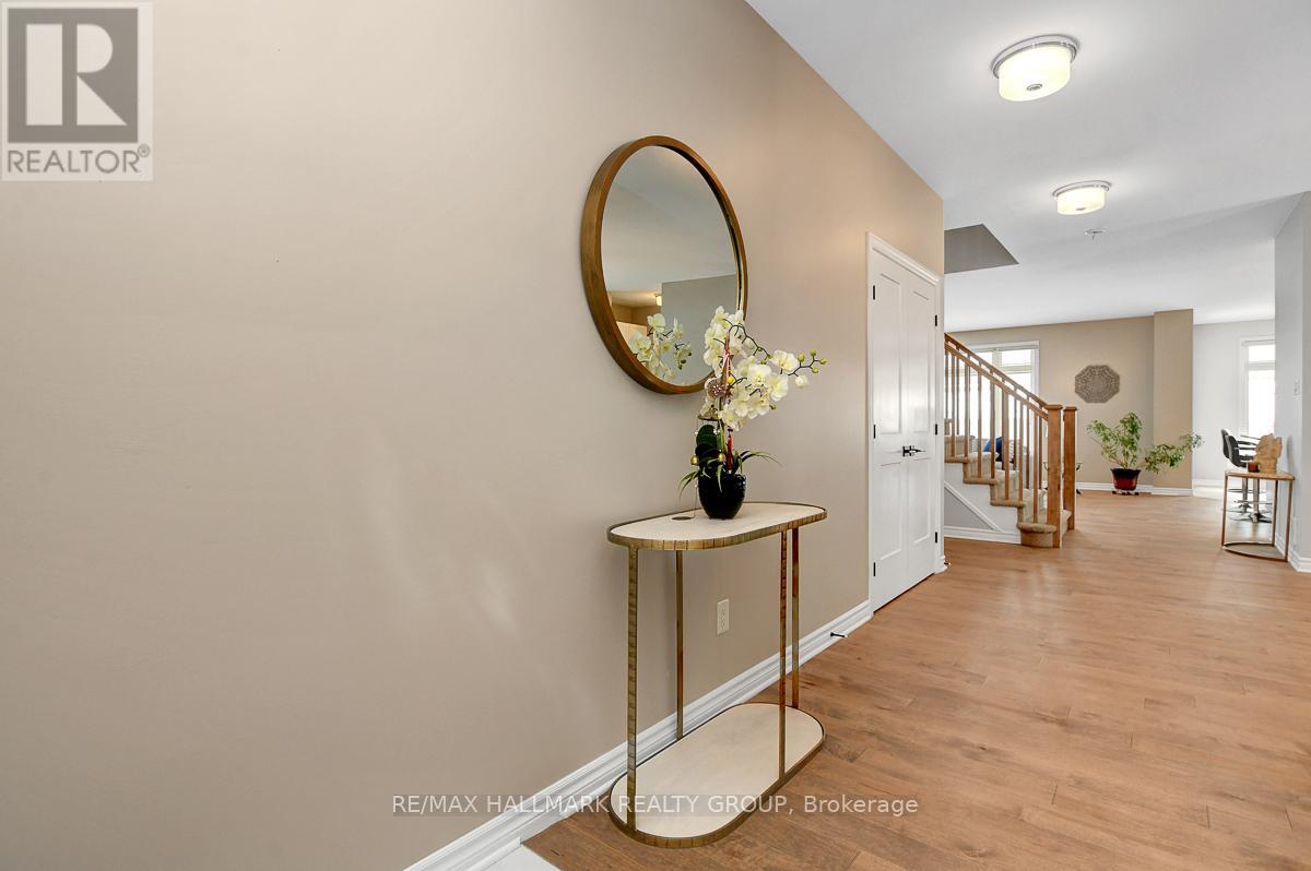 594 Baie Des Castors Street