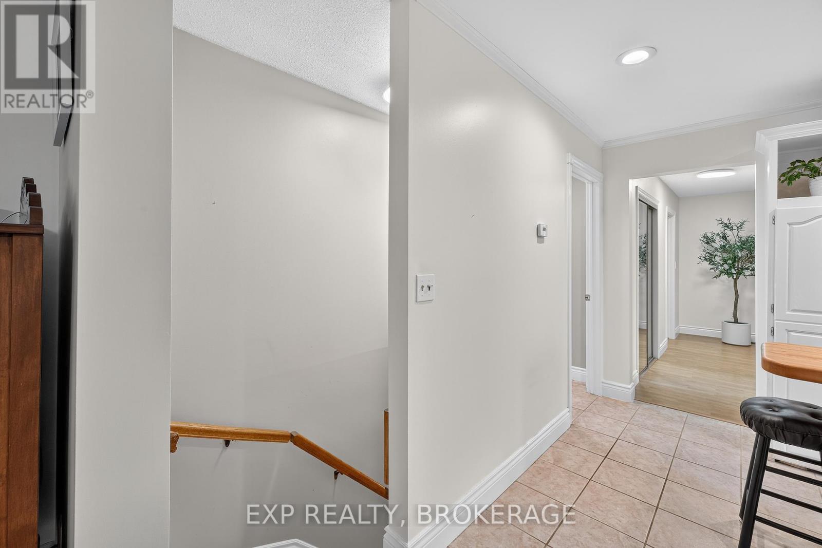 1500 Blakey's Point Road