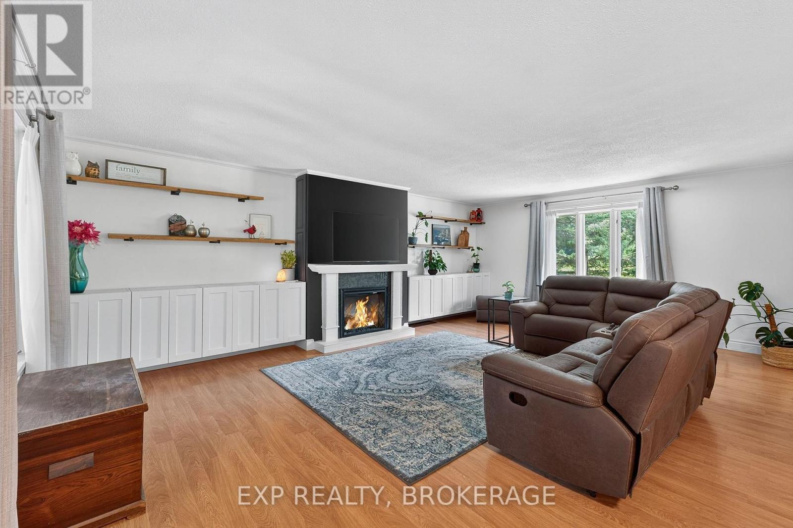 1500 Blakey's Point Road