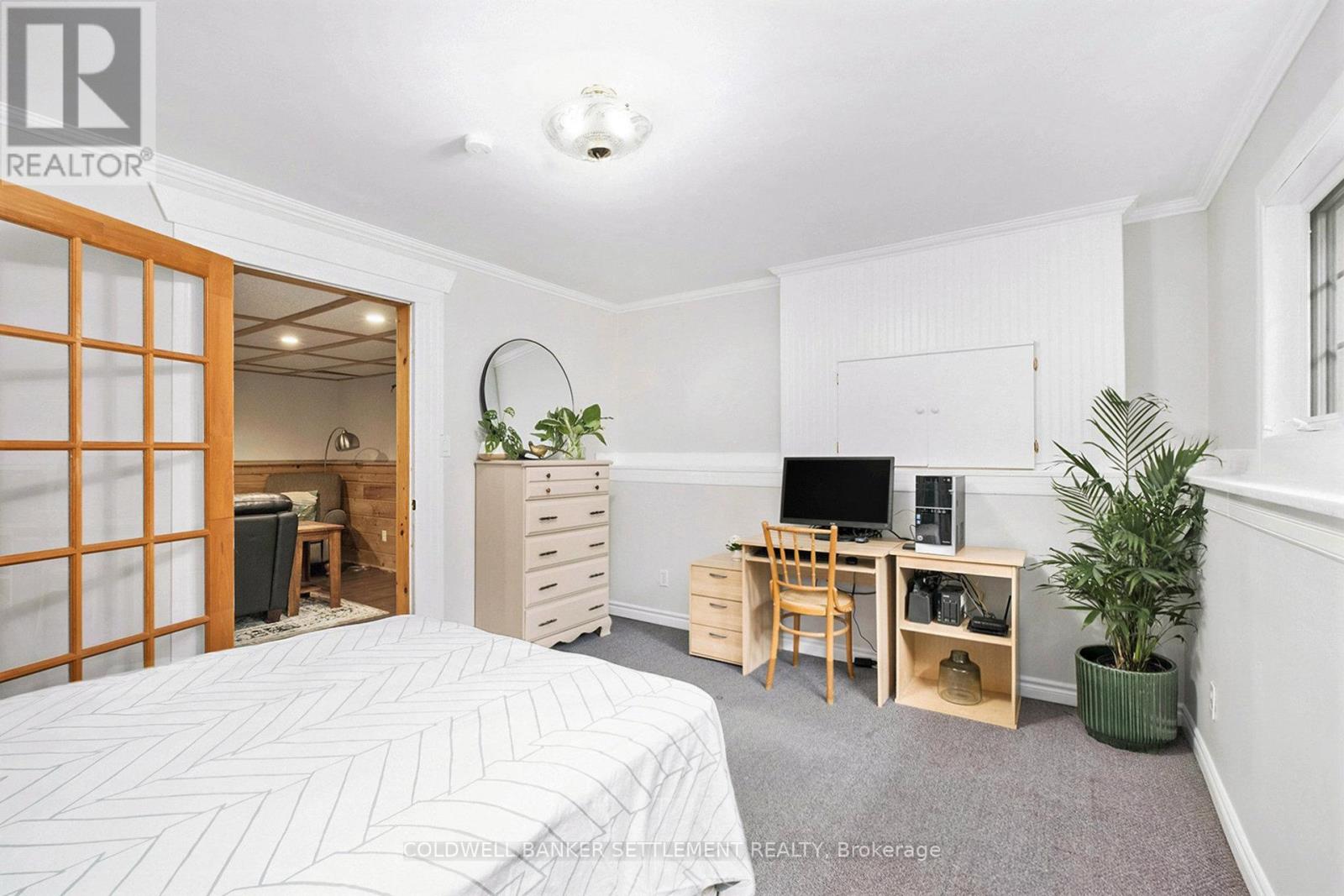 376 Churchill Road