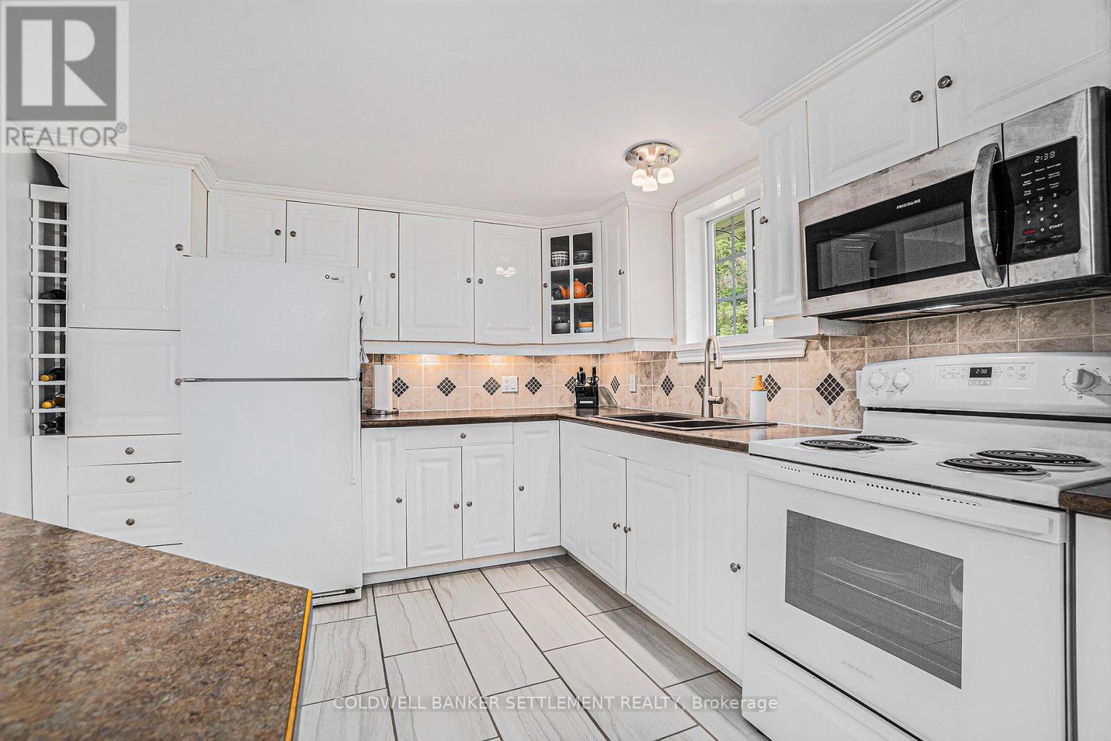 376 Churchill Road