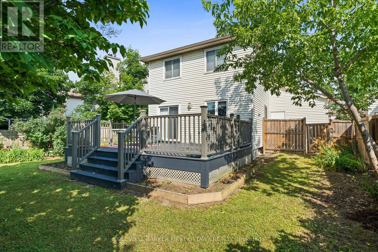 1883 Des Prairies Avenue