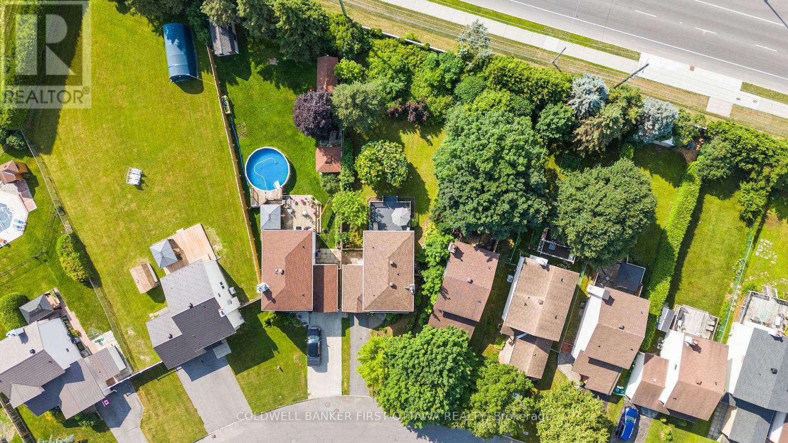 1883 Des Prairies Avenue
