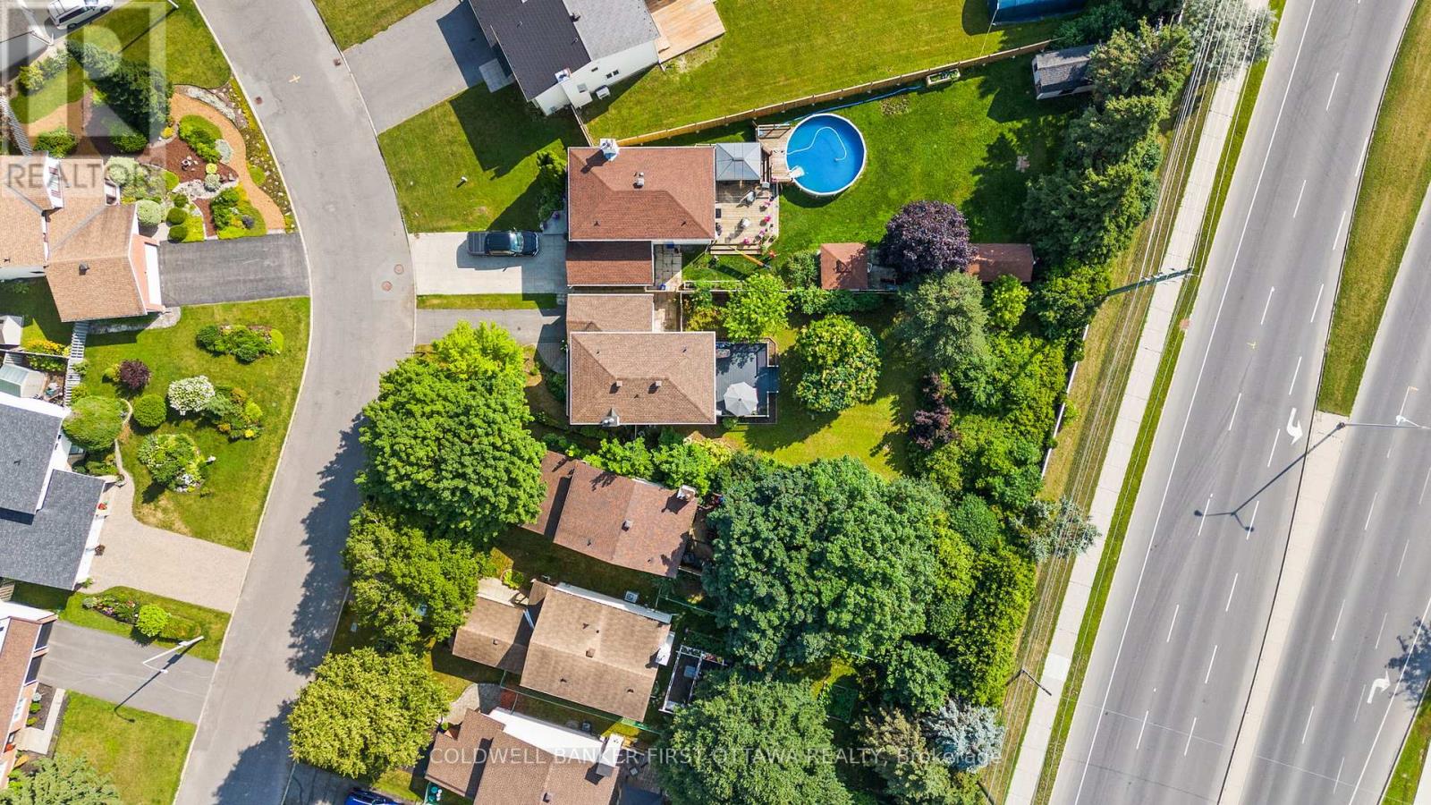 1883 Des Prairies Avenue
