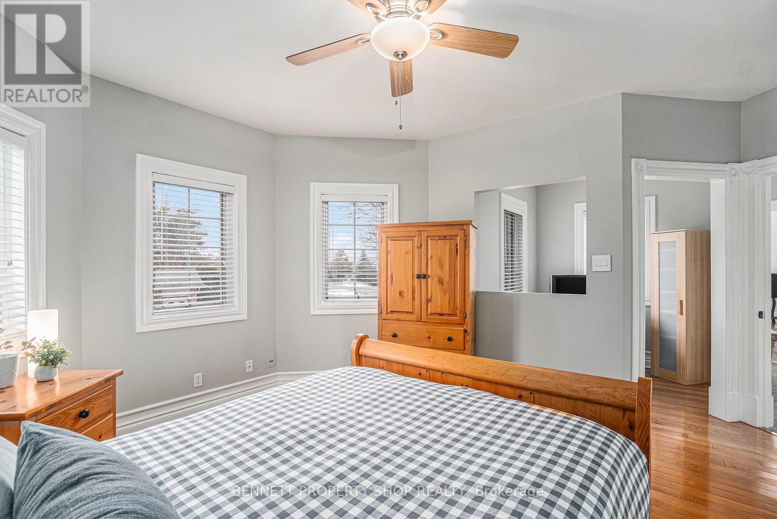 22 Ashwood Crescent