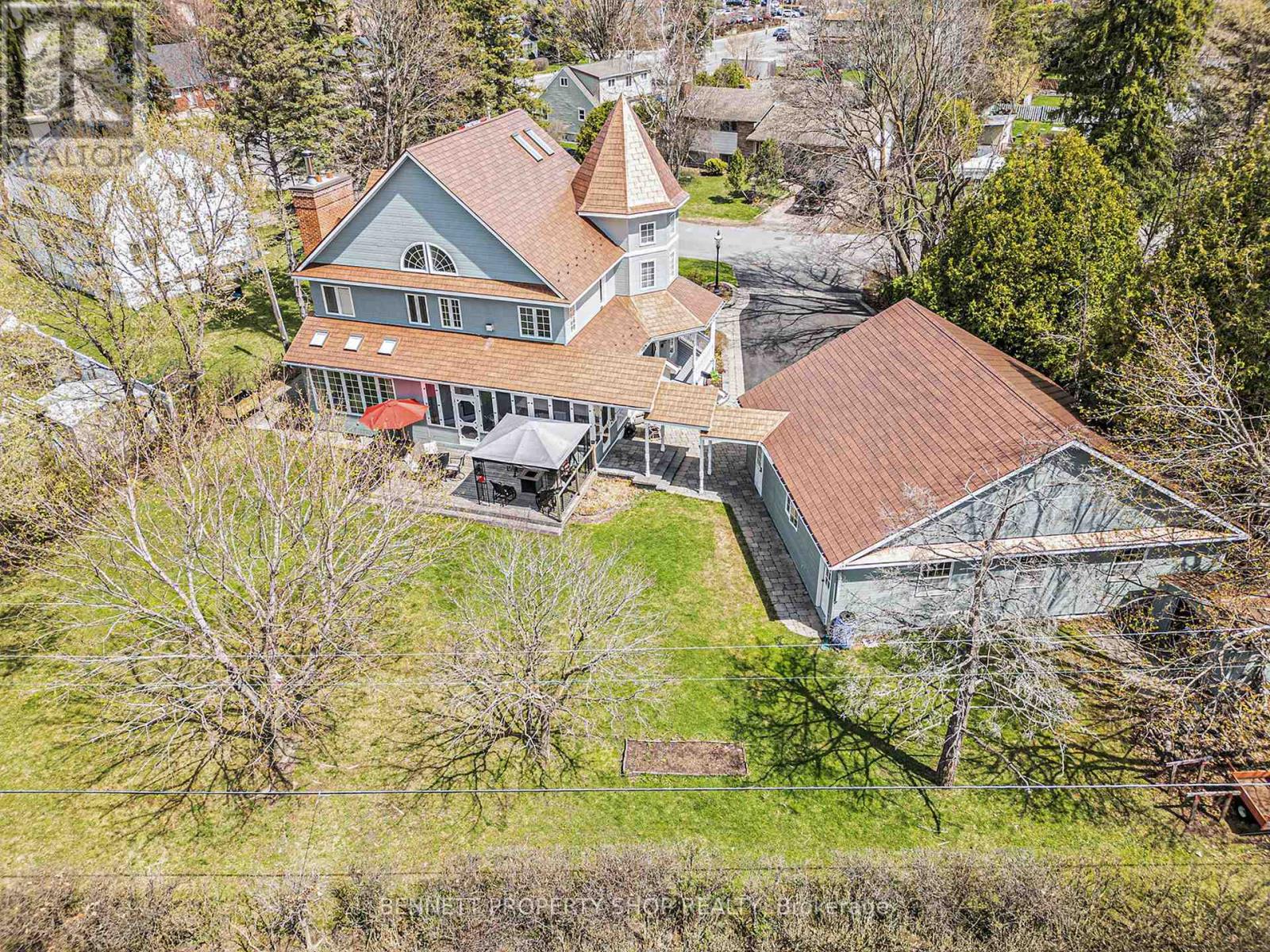 22 Ashwood Crescent