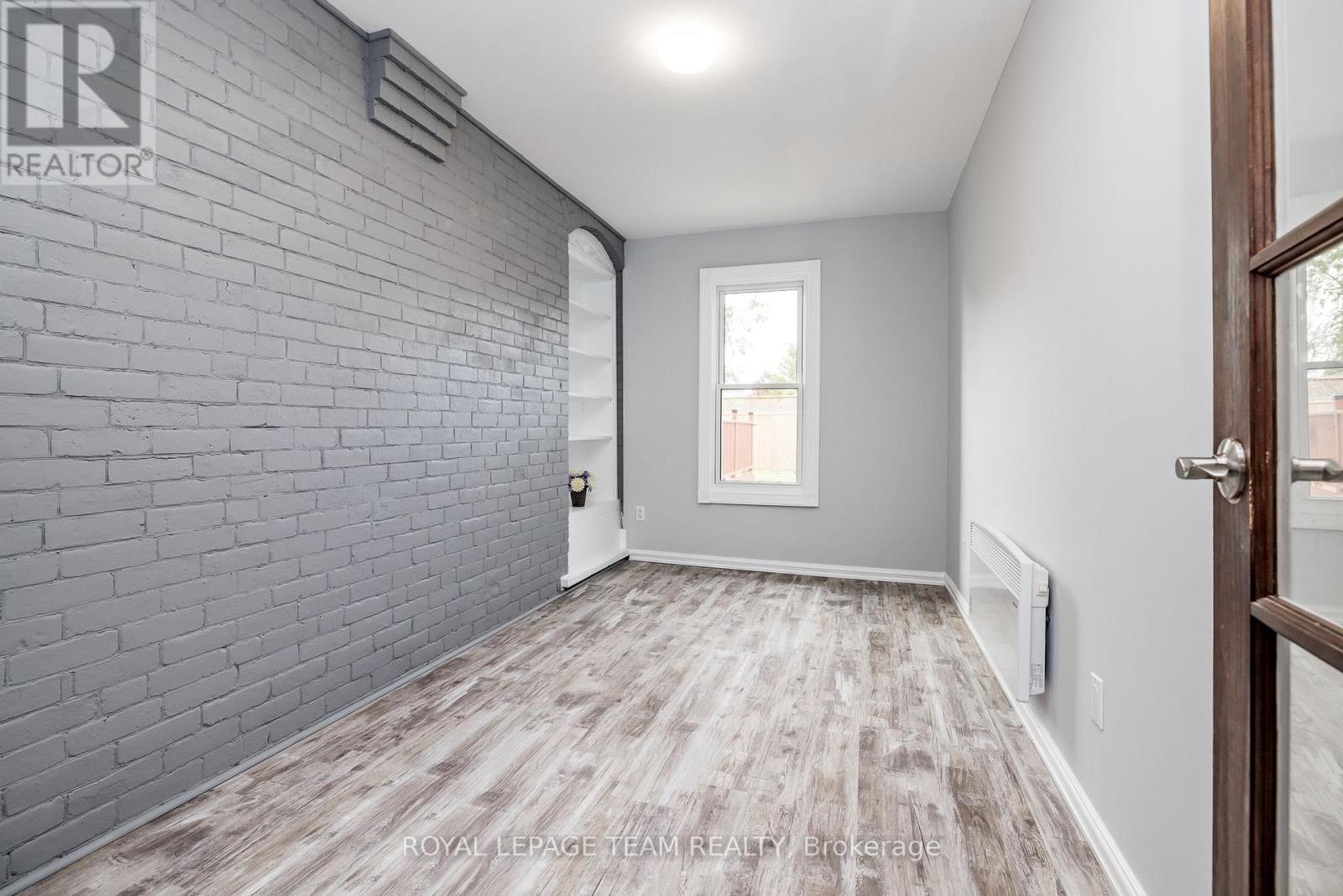 294 Dumbrille Street