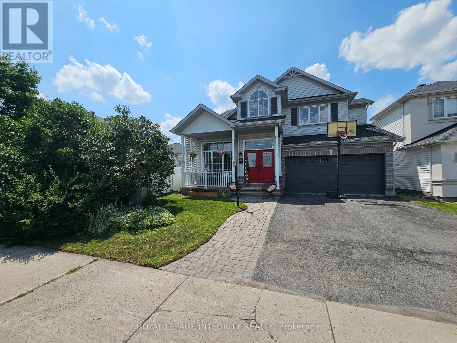 4 Bracewood Way