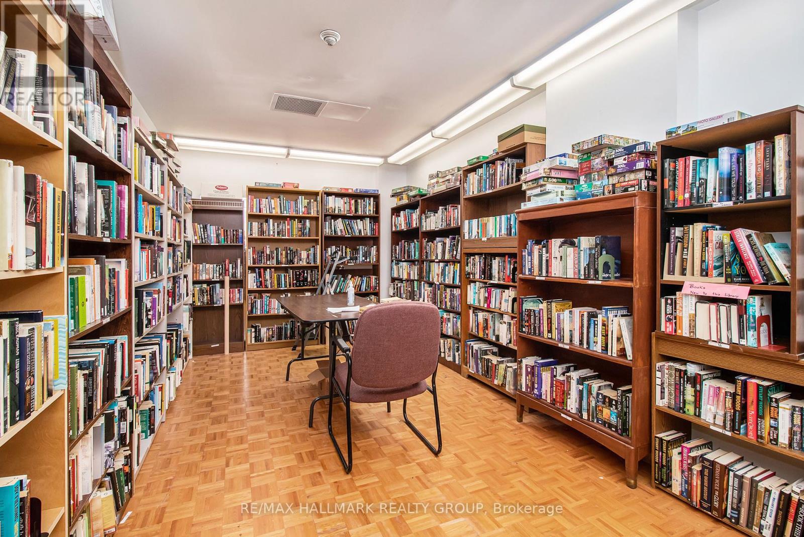 105 - 960 Teron Road