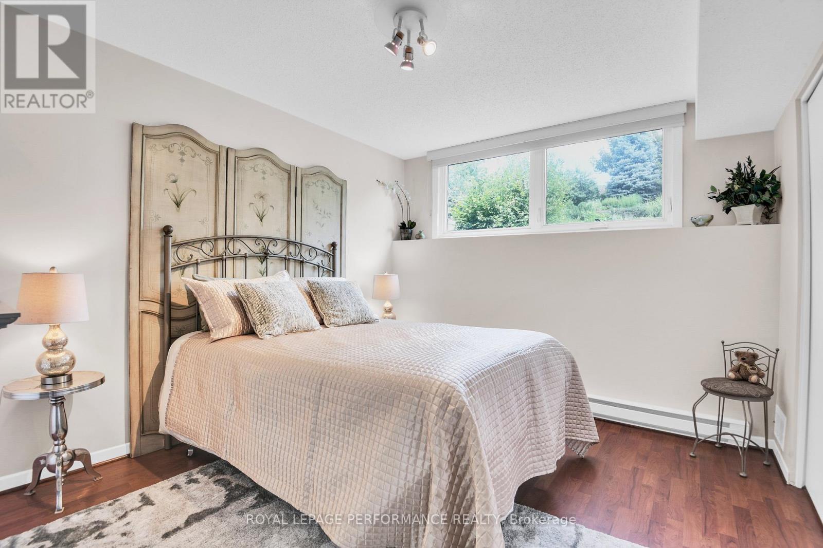106 Queensline Drive