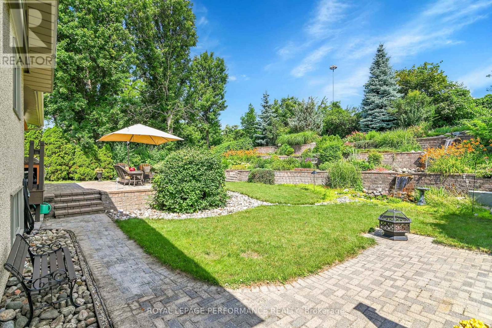 106 Queensline Drive