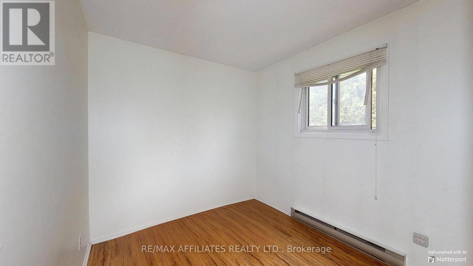 11 - 76 Compata Way S