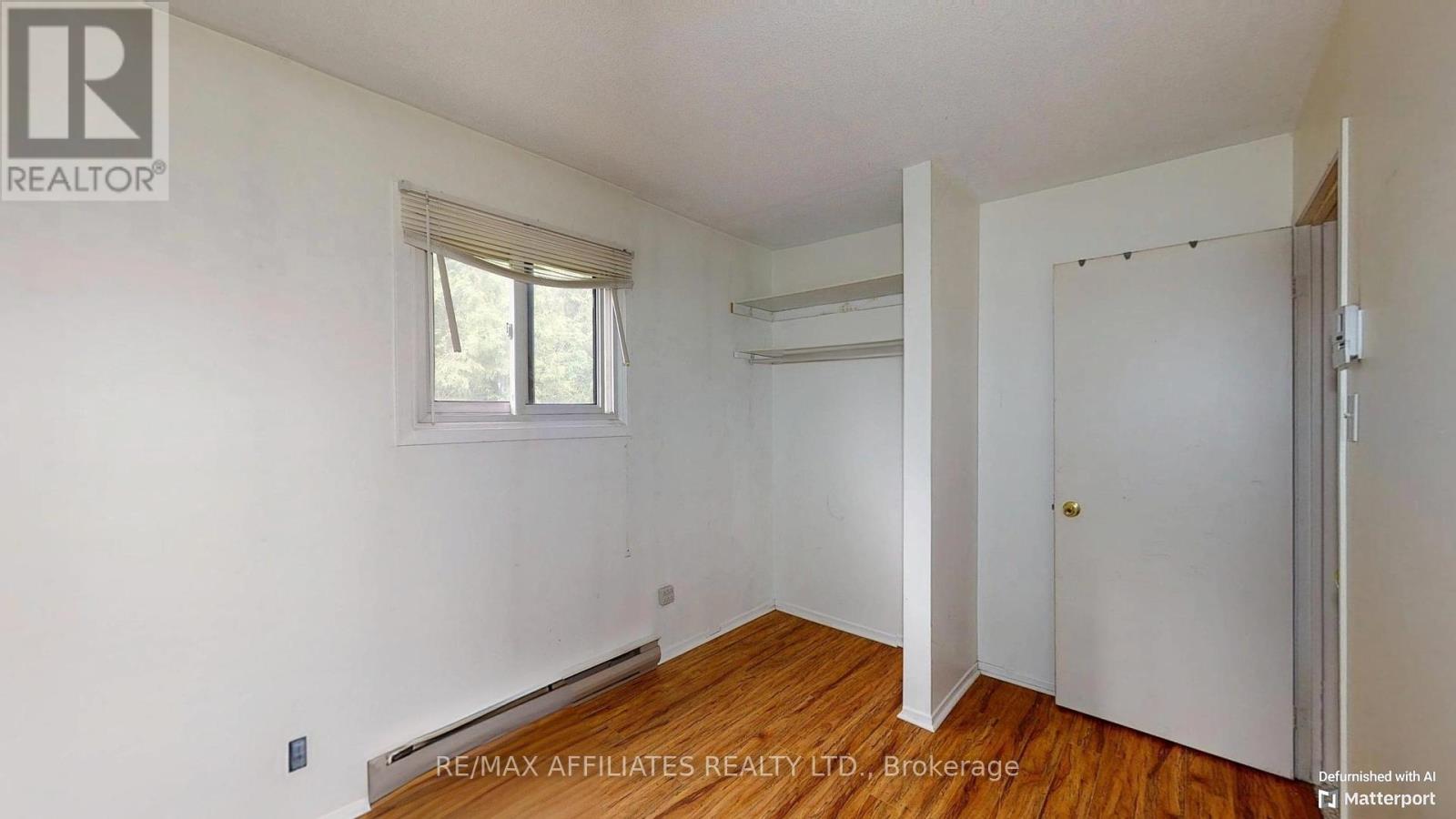 11 - 76 Compata Way S